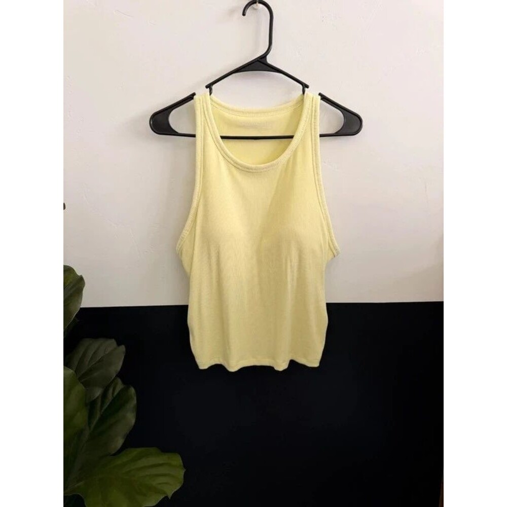 Outdoor Voices Size Large Ribbed Tank